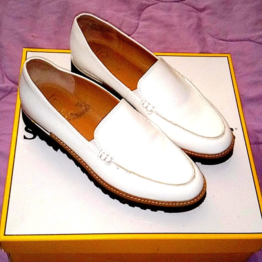 WOMEN'S SZ 6M WHITE LOAFERS FRANCO SARTO
